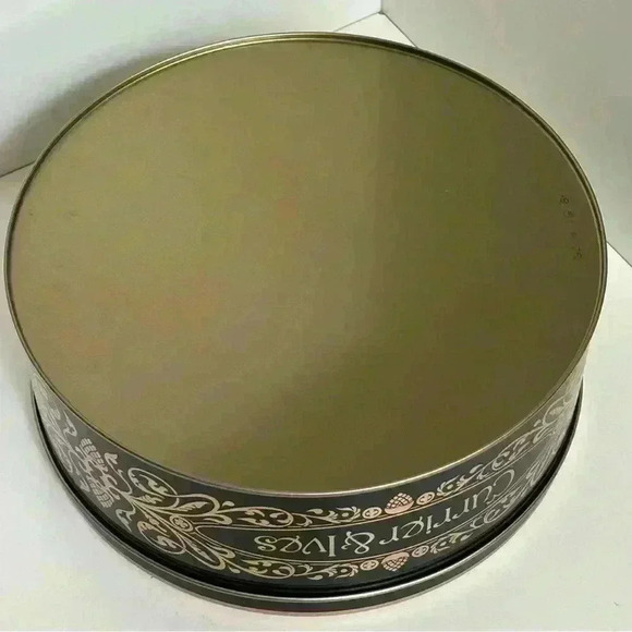 1996 Schwan’s  limited Holiday edition Christmas tin with Currier and Ives print - Picture 7 of 9